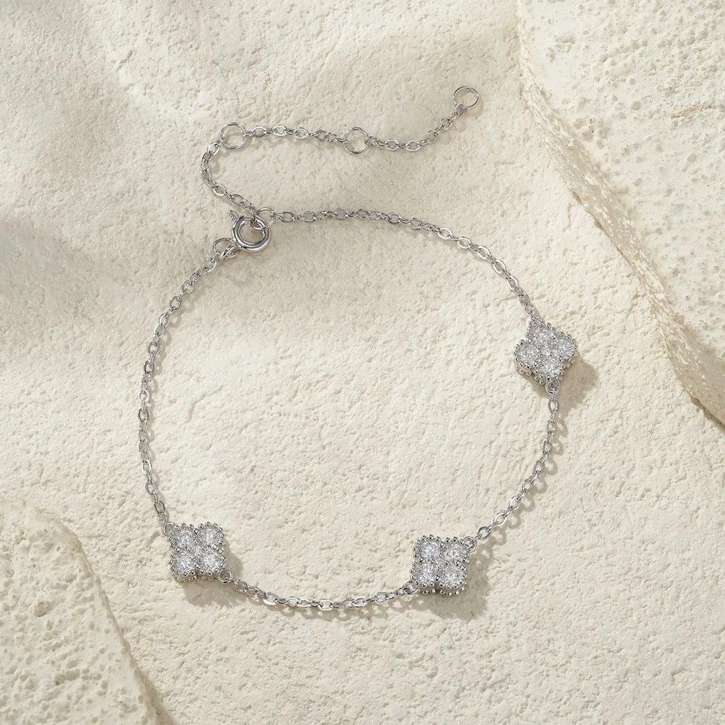 925 Silver Four-Leaf Clover Moissanite Bracelet White Gold Plated Diamond Bangle