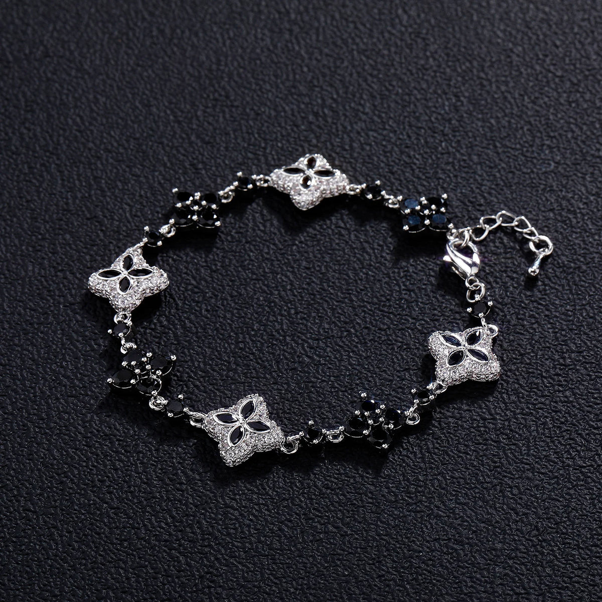Iced Out Brass Bracelet Four Leaf Clover Chain Bracelet With 5A+ Cubic Zirconia