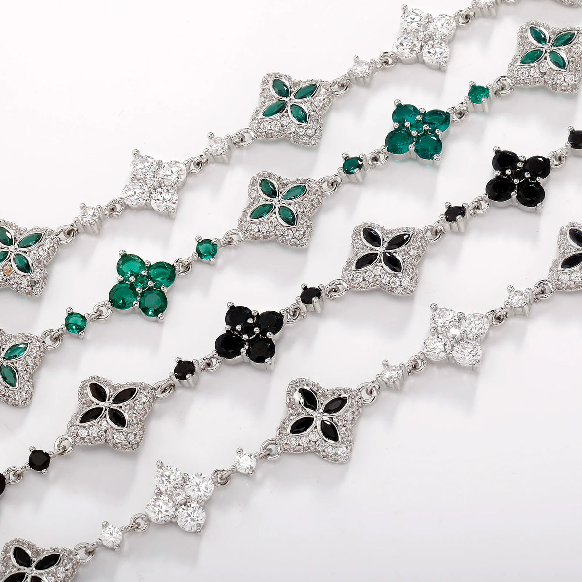Iced Out Brass Bracelet Four Leaf Clover Chain Bracelet With 5A+ Cubic Zirconia