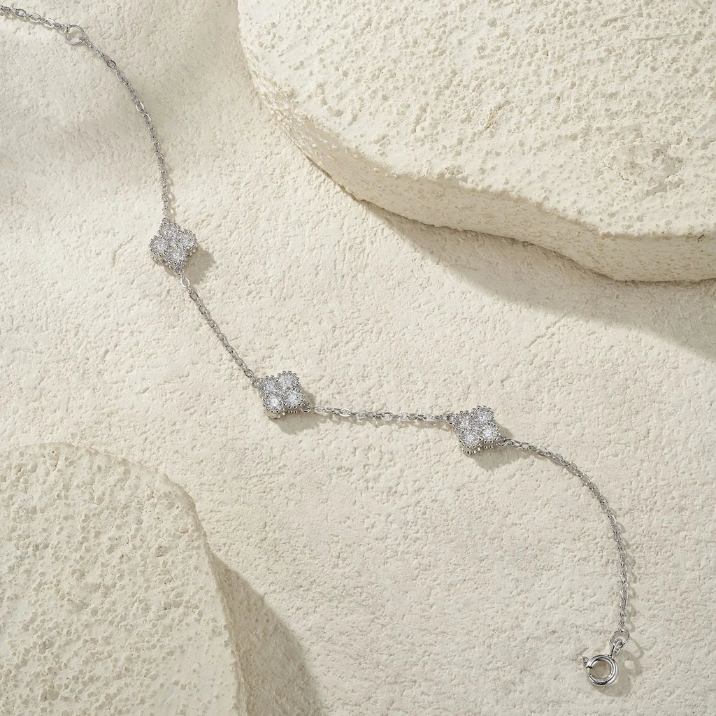 925 Silver Four-Leaf Clover Moissanite Bracelet White Gold Plated Diamond Bangle