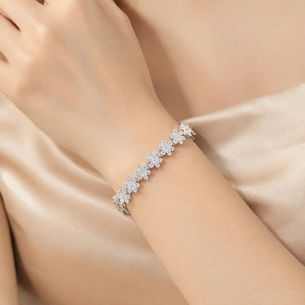 Full Moissanite Clover Bracelet S925 Sterling Silver Marquise Cut Floral Tennis Bracelet D Color VVS1 GRA Certified